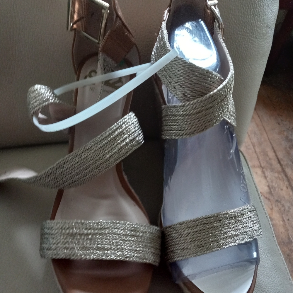 Sandals  by Fergie